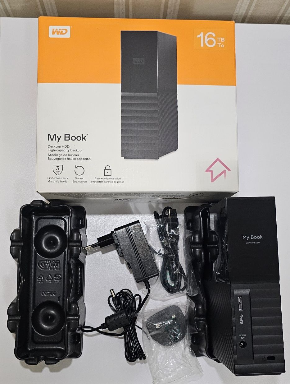 Внешний жесткий диск 3.5" USB 16.0TB WD My Book Black (WDBBGB0160HBK-E