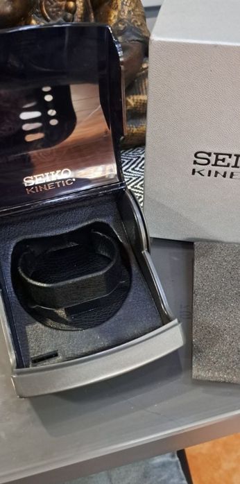 Caixa para relógio  Seiko kinetic.