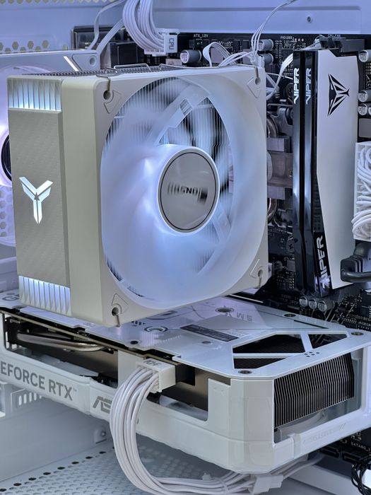 ПК RTX5060TI 16gb Ryzen 7700 32 gb ssd m2