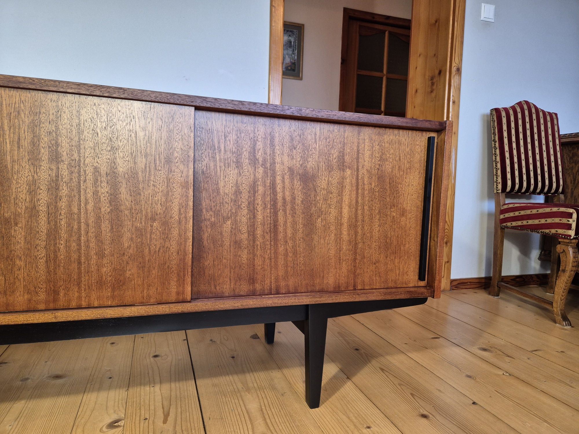 Komoda/sideboard Violetta po renowacji! Lata 60-te! PRL VINTAGE RETRO