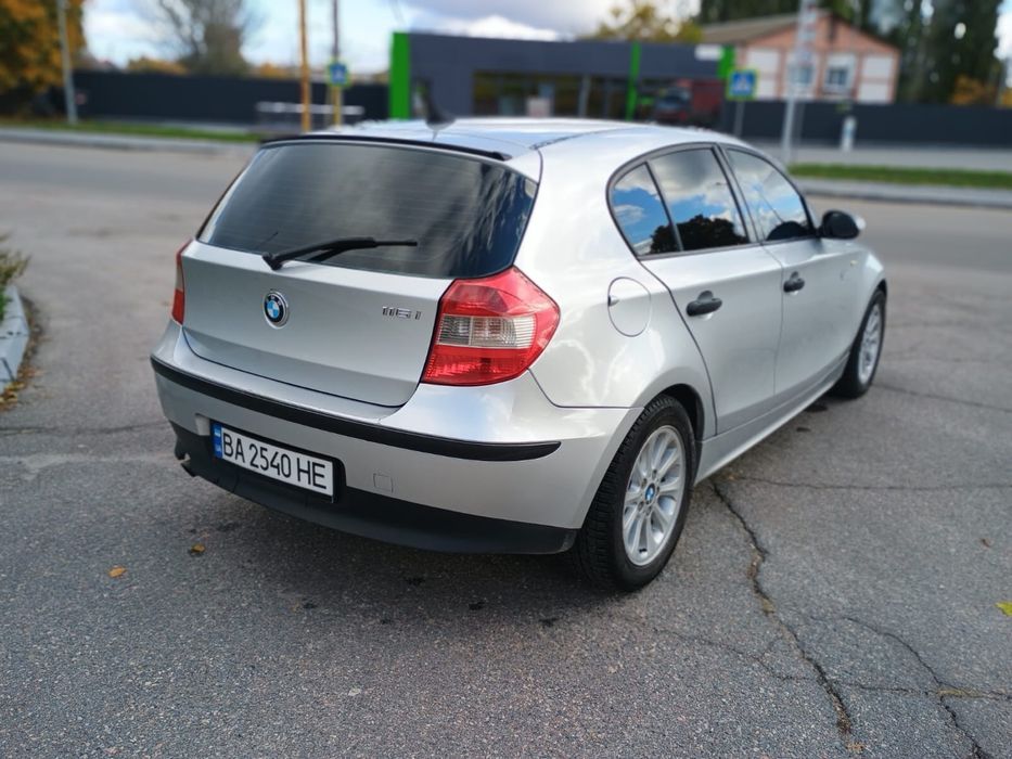 Продам BMW 1 series