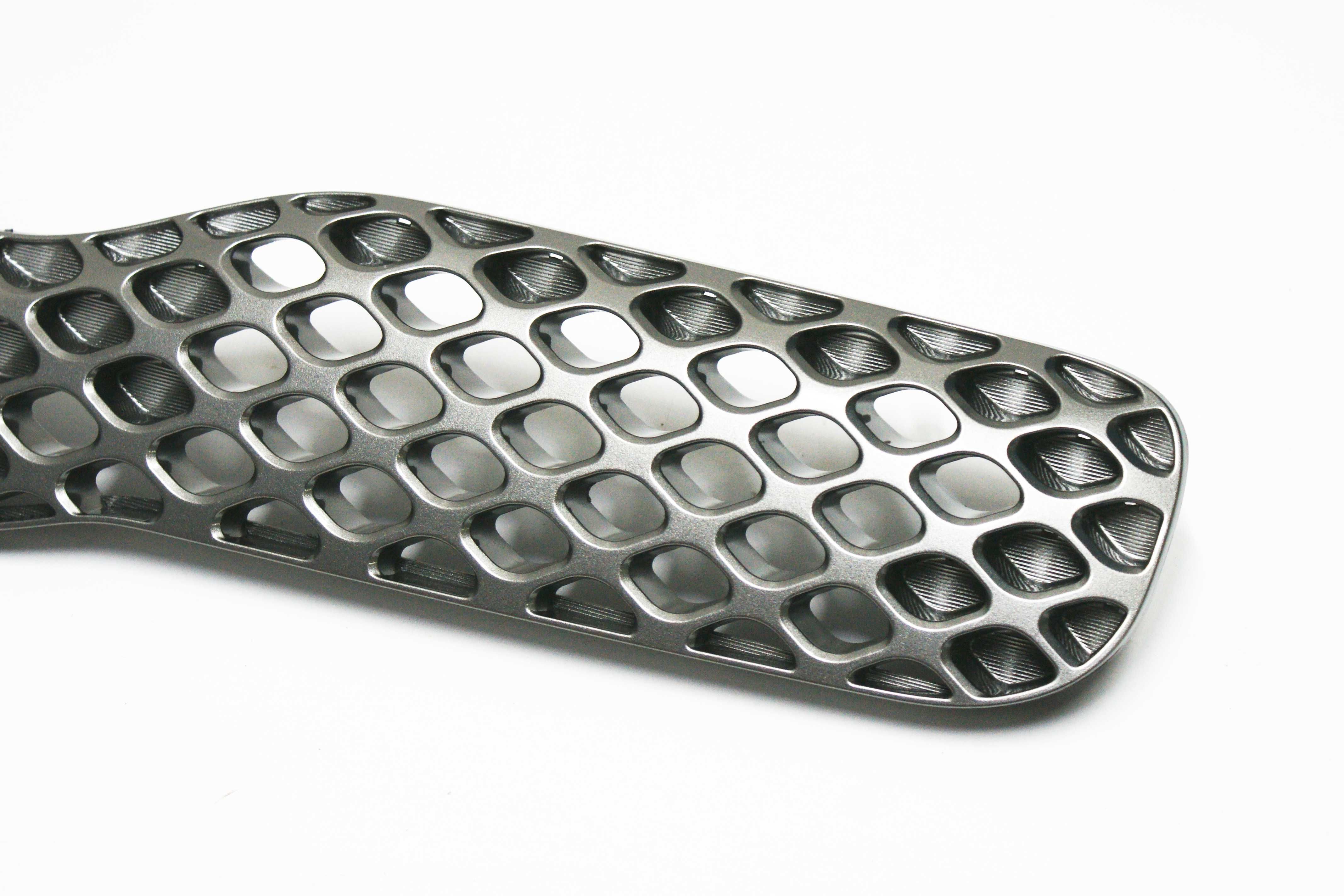 Grill atrapa chłodnicy OE Toyota YARIS 1 P1 NOWA oryginalna
