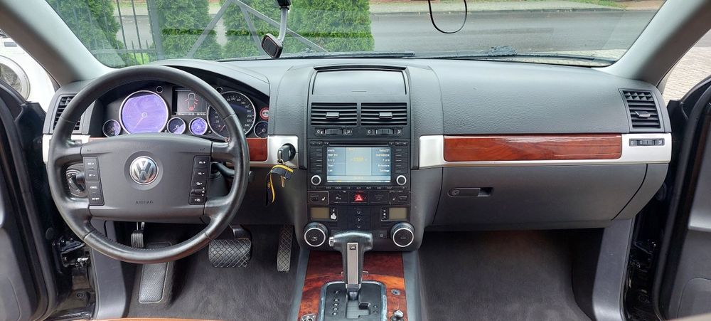 VW Touareg 4x4 Hak 3.5T serwisowany