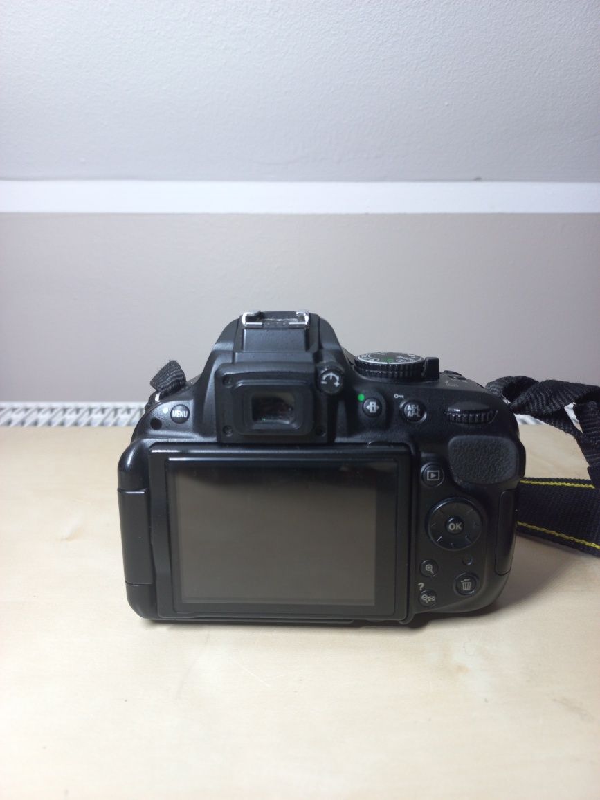 Nikon d5200+nikkor 18-55 f3.5-5.6+ filtr CPL polaryzacyjny