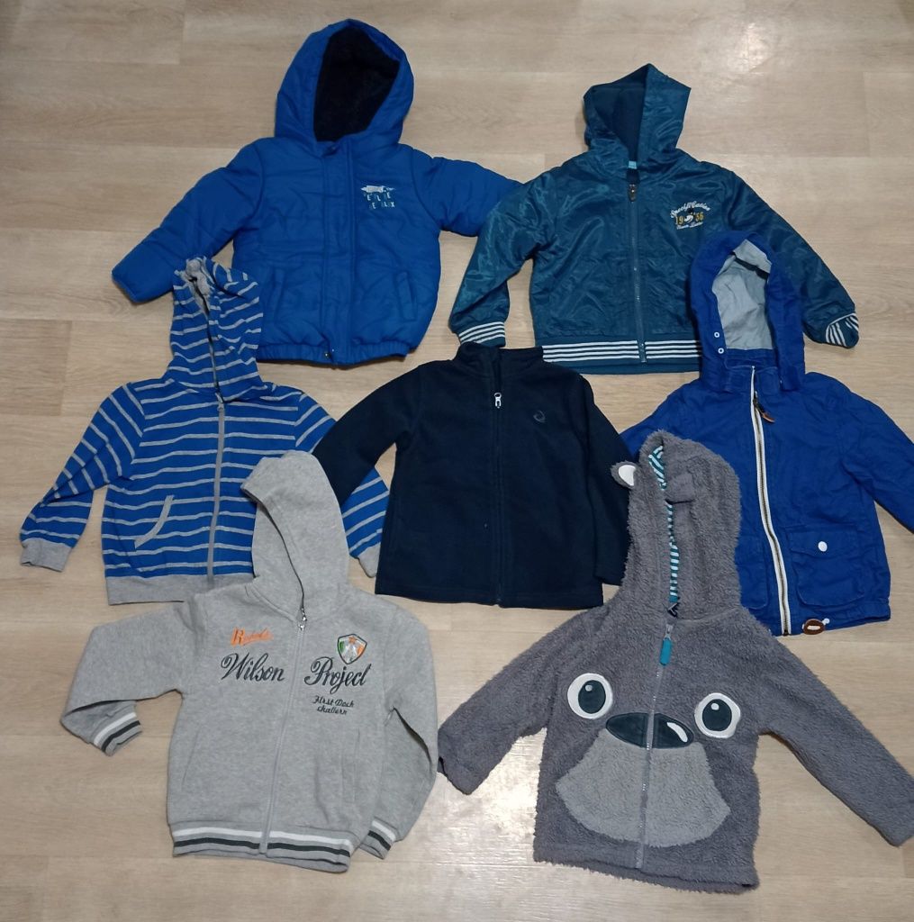 Zestaw ubrań kurtki, bluzy, spodnie, koszulki r. 98