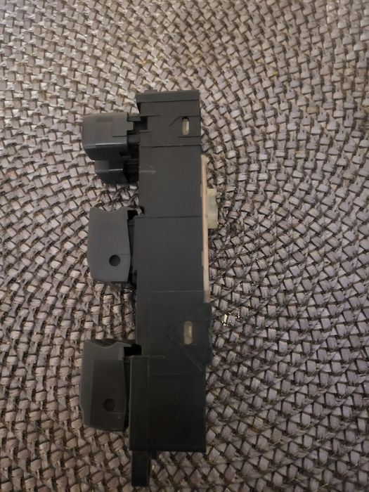 Блок управління склопідйомниками водійський, на субару трибека б 9/10.