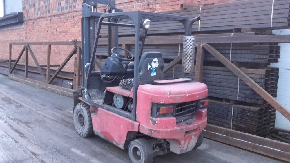 Widlak wózek widłowy linde tojota bułgar 3p