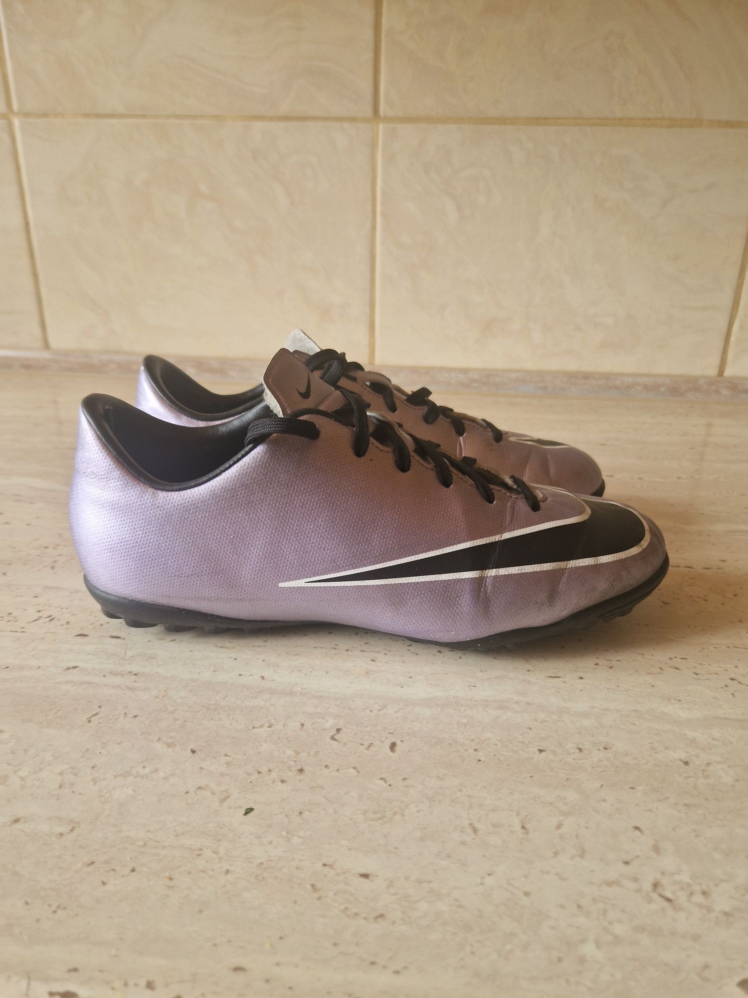 Turfy Nike Mercurial r 38