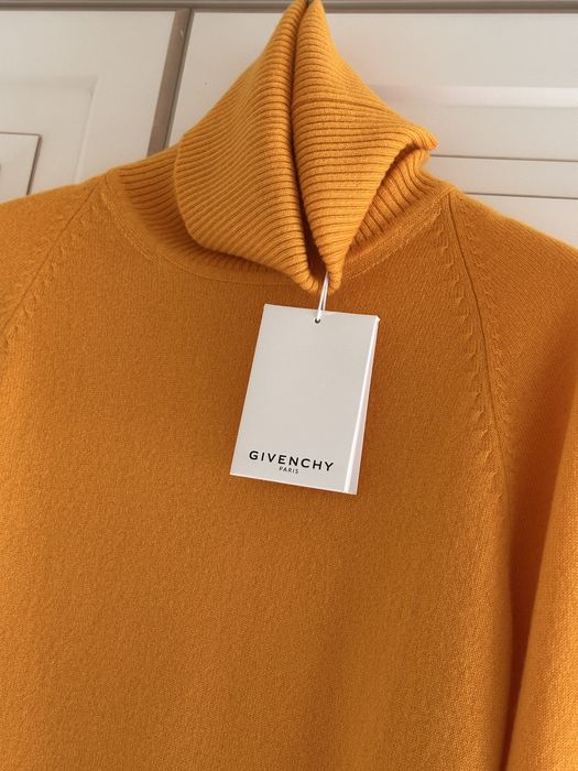 Кашемір Гольф/ водолазка Givenchy оригінал