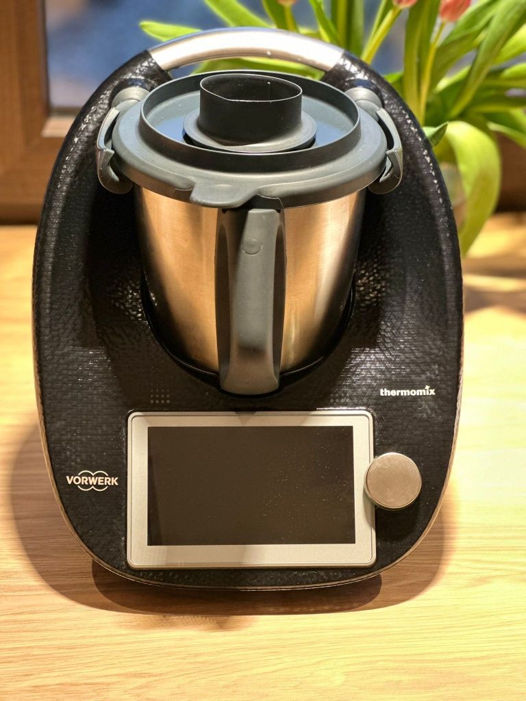 Thermomix TM6 czarny szampański model