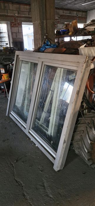 Okno kąpletne dwuskrzydłowe 175x125