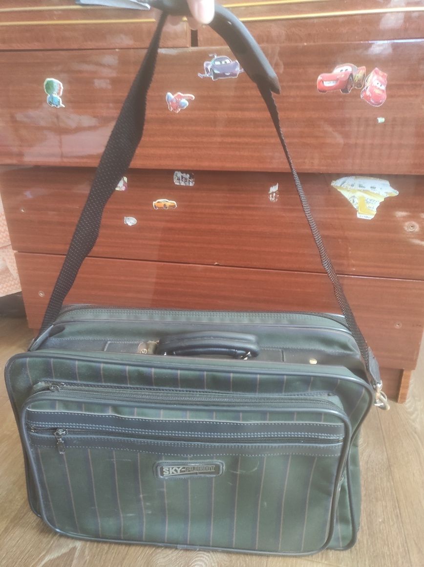 Чімадан чемодан сумка через плече для поїздки дорожня