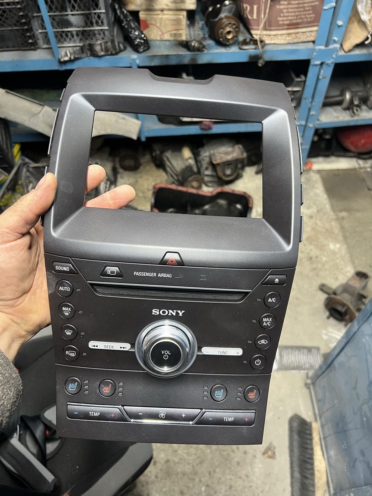 Рамка магнитолы с камерой и вентиляцией сидений ford edge форд едж