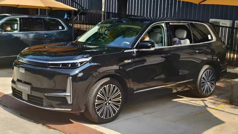 Гібридний кросовер GEELY Galaxy M9 .  AUTOCHINA  Кривий Ріг