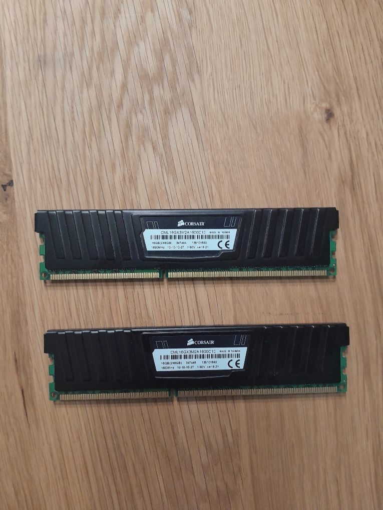 Memorias ram de 16gb corsair