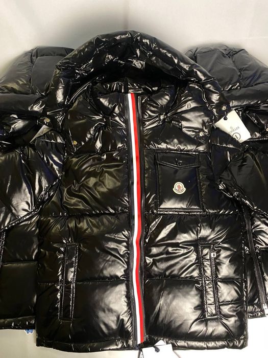 Moncler Montbeliard Puffer чорна куртка пуховик монклер монтбеліард