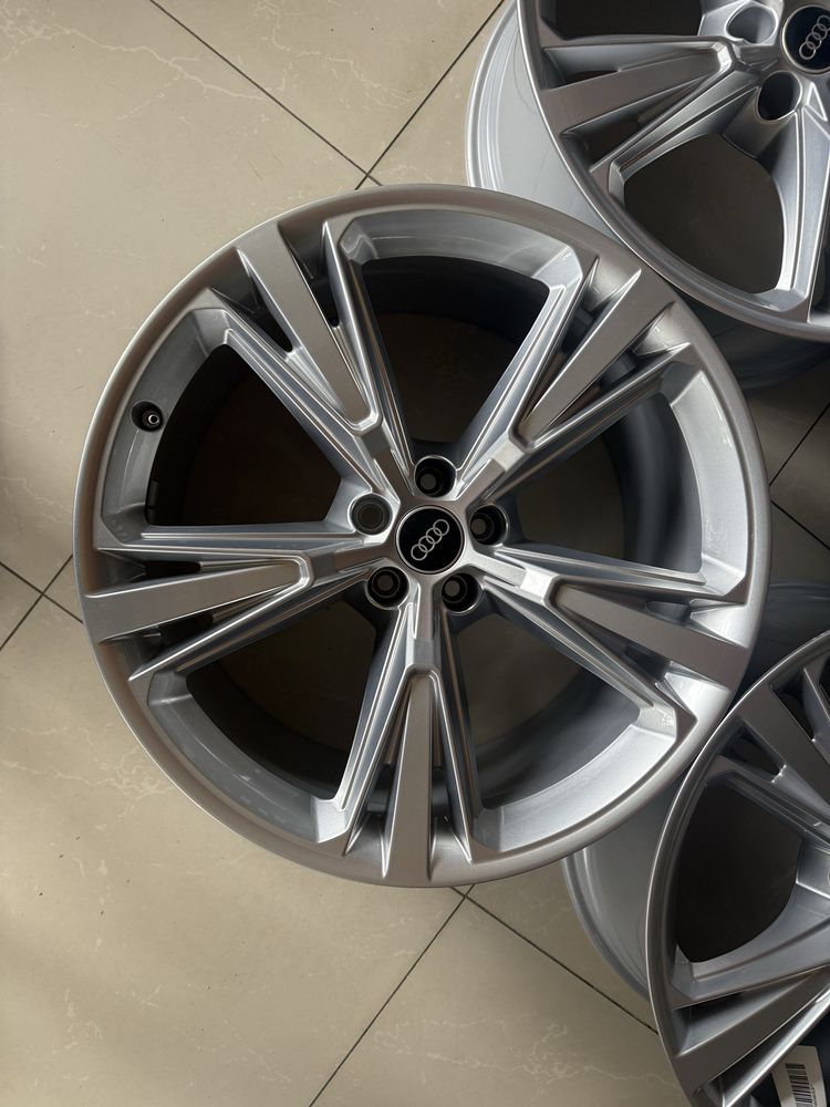 Диски оригінал Audi Q8 r21/5/112 Q7 E-tron A6 A8 4M8601025H