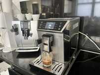 Ekspres Delonghi Primadonna Class Ecam 556.55