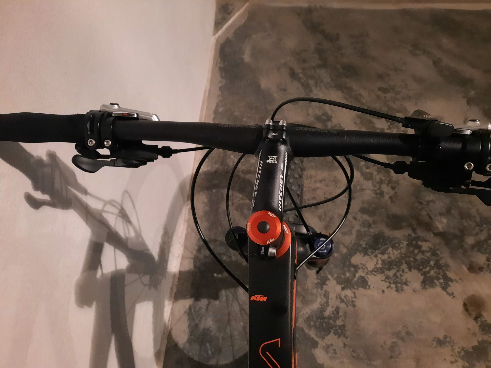 Bicicleta carbono ktm scarp elite