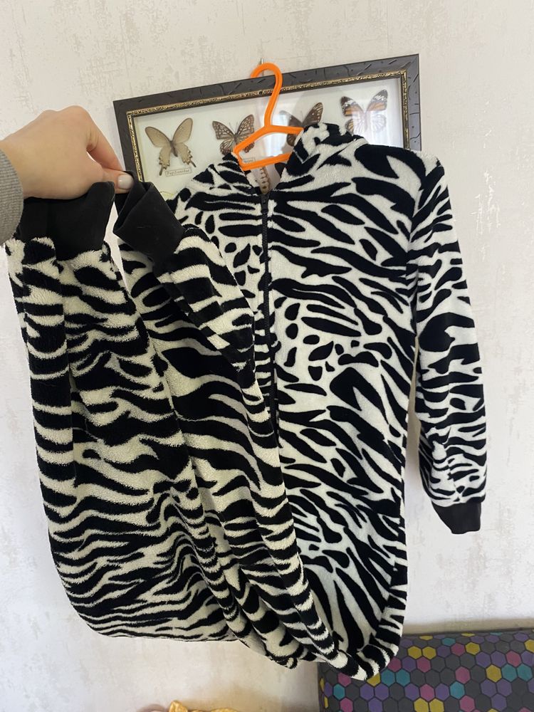 Кигуруми зебра, домашняя пижама