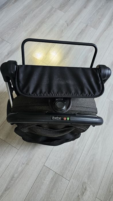 Wózek spacerowy z elektrycznym hamowaniem i światłem LED ibebe Mini