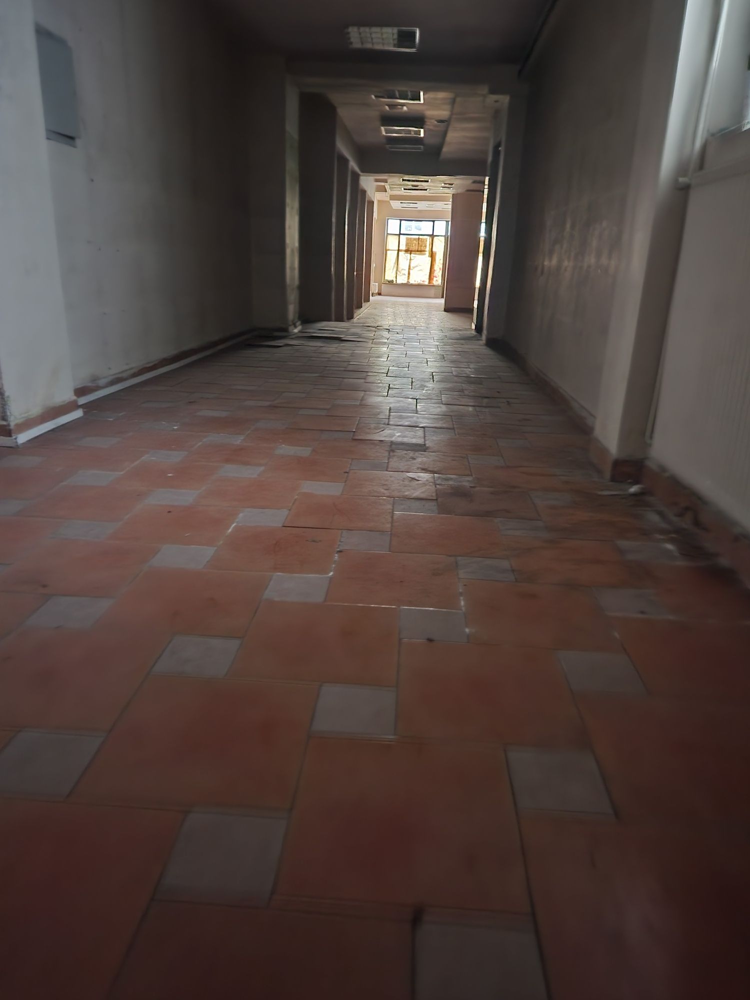 Wynajmę lokal ściśle centrum 100m2 i