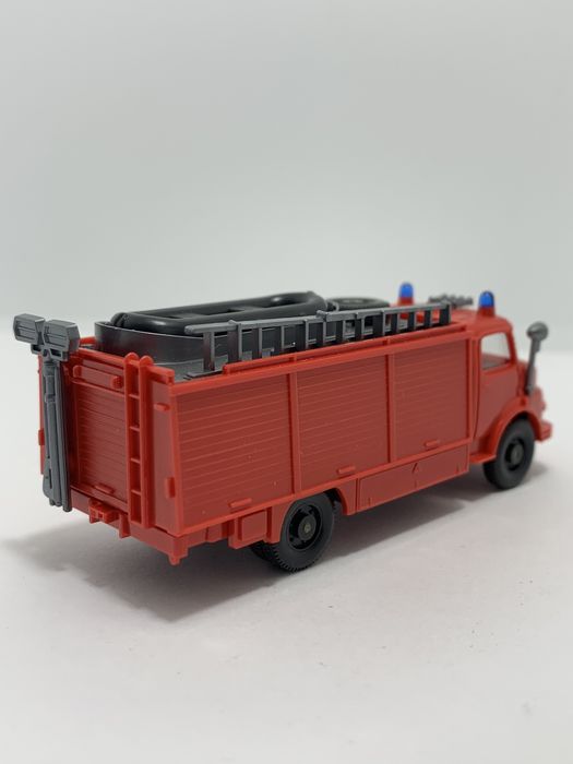 Mercedes Bombeiros da Wiking escala H0 1/87