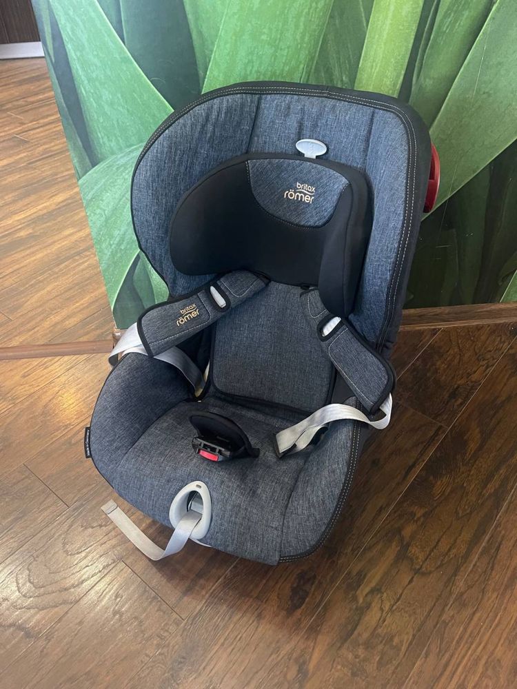 Автокрісло Britax-Romer KING II LS BLACK SERIES Blue Marble