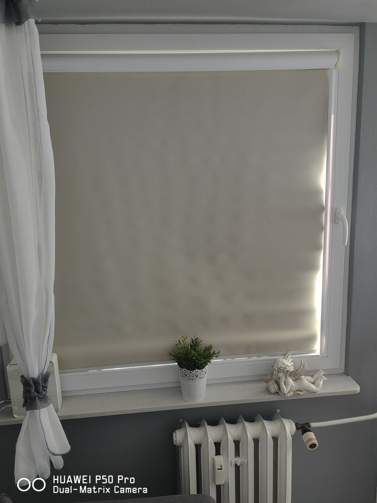 Okno białe PCV 140x144cm