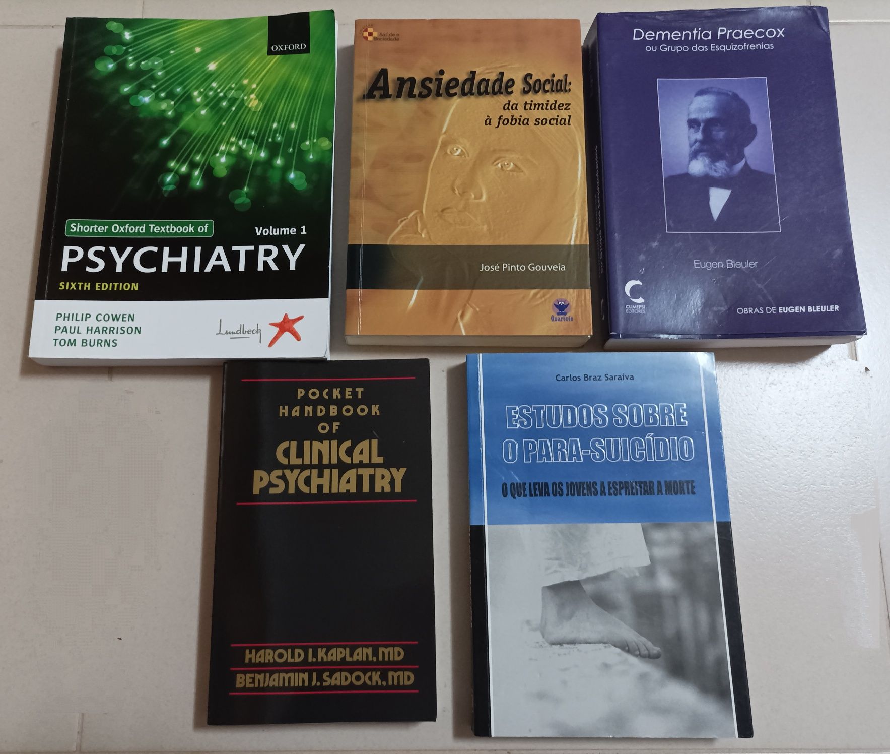Lote de livros sobre Psiquiatria (Demência / Ansiedade)
