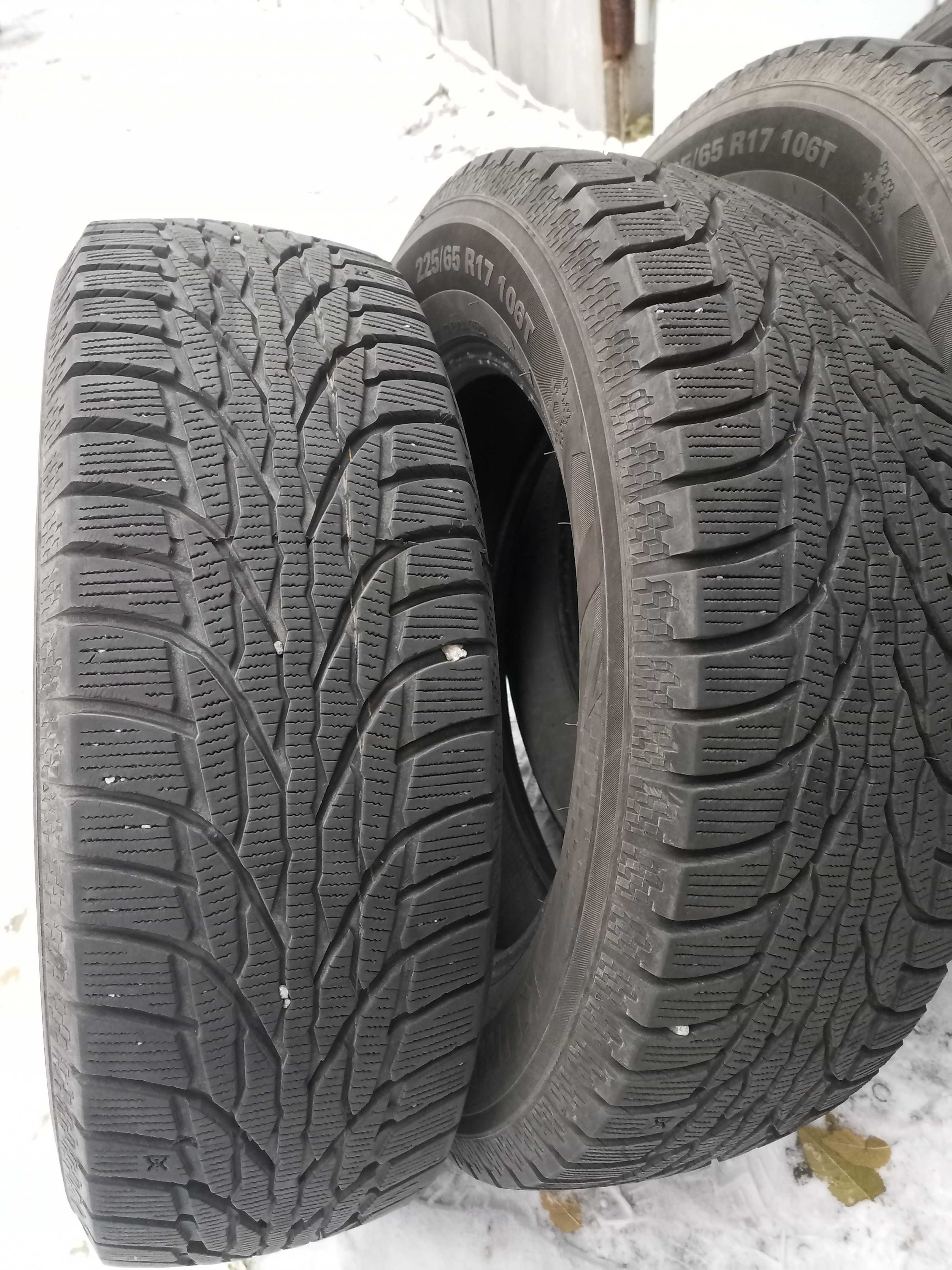 Зимова гума   KUMHO 225/65 R17