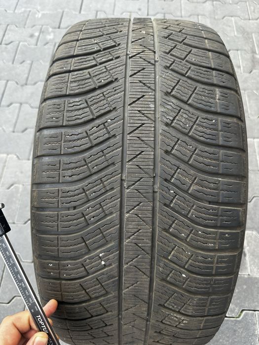 Шини зимові Michelin Pilot Alpin 5 275/40/R21 та 305/35/R21