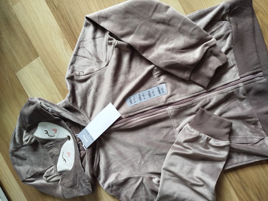 Bluza na zamek 140cm Sinsay