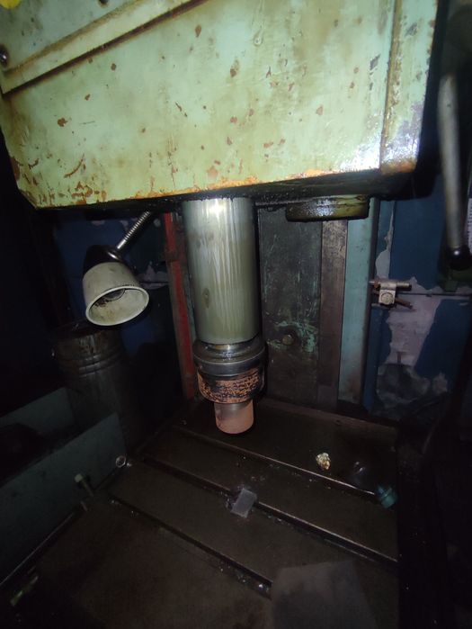 Свердлільний верстат 2С132; 2H135