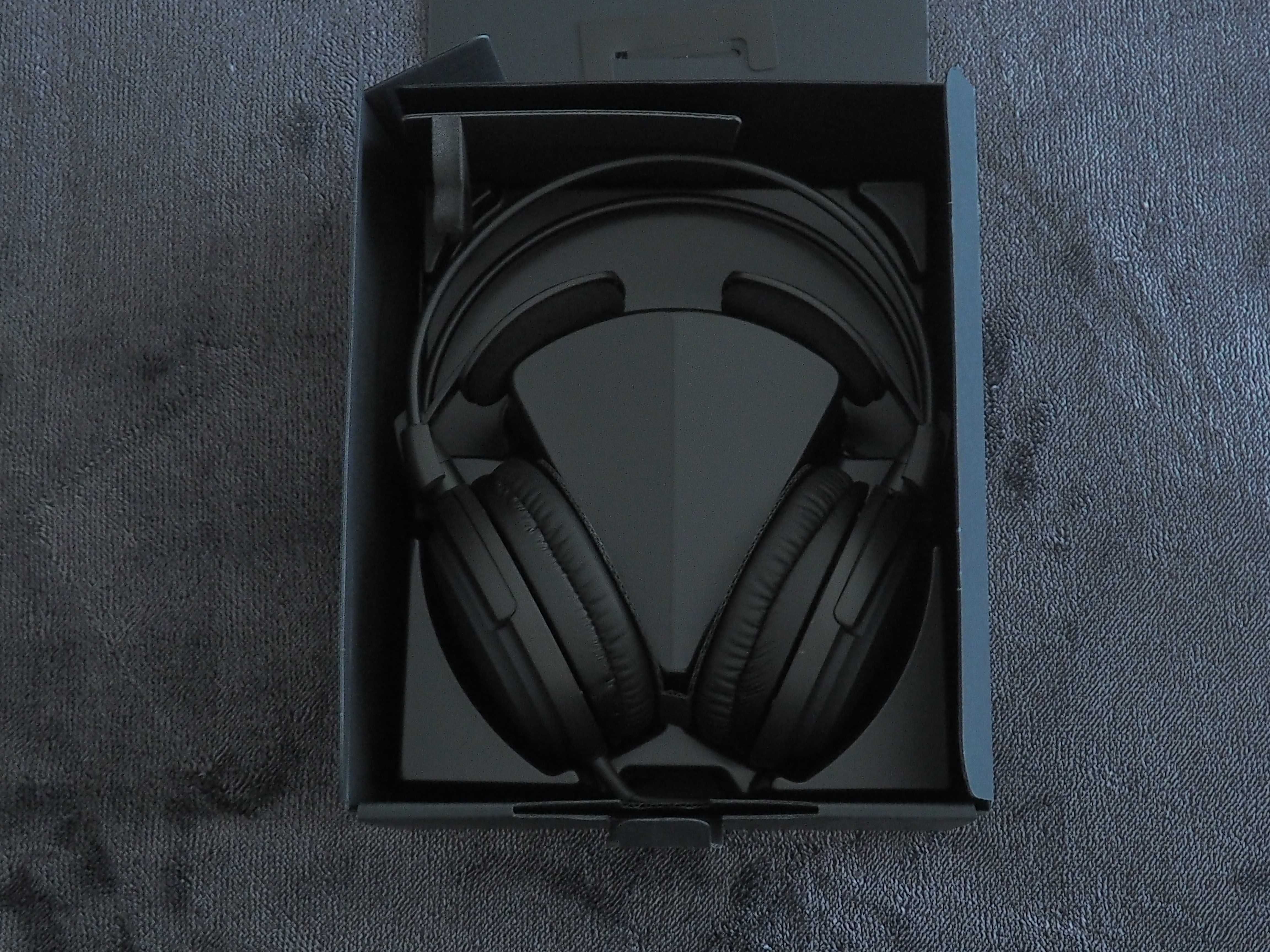 Audio-Technica ATH-A990Z (headphones monitor fechados)