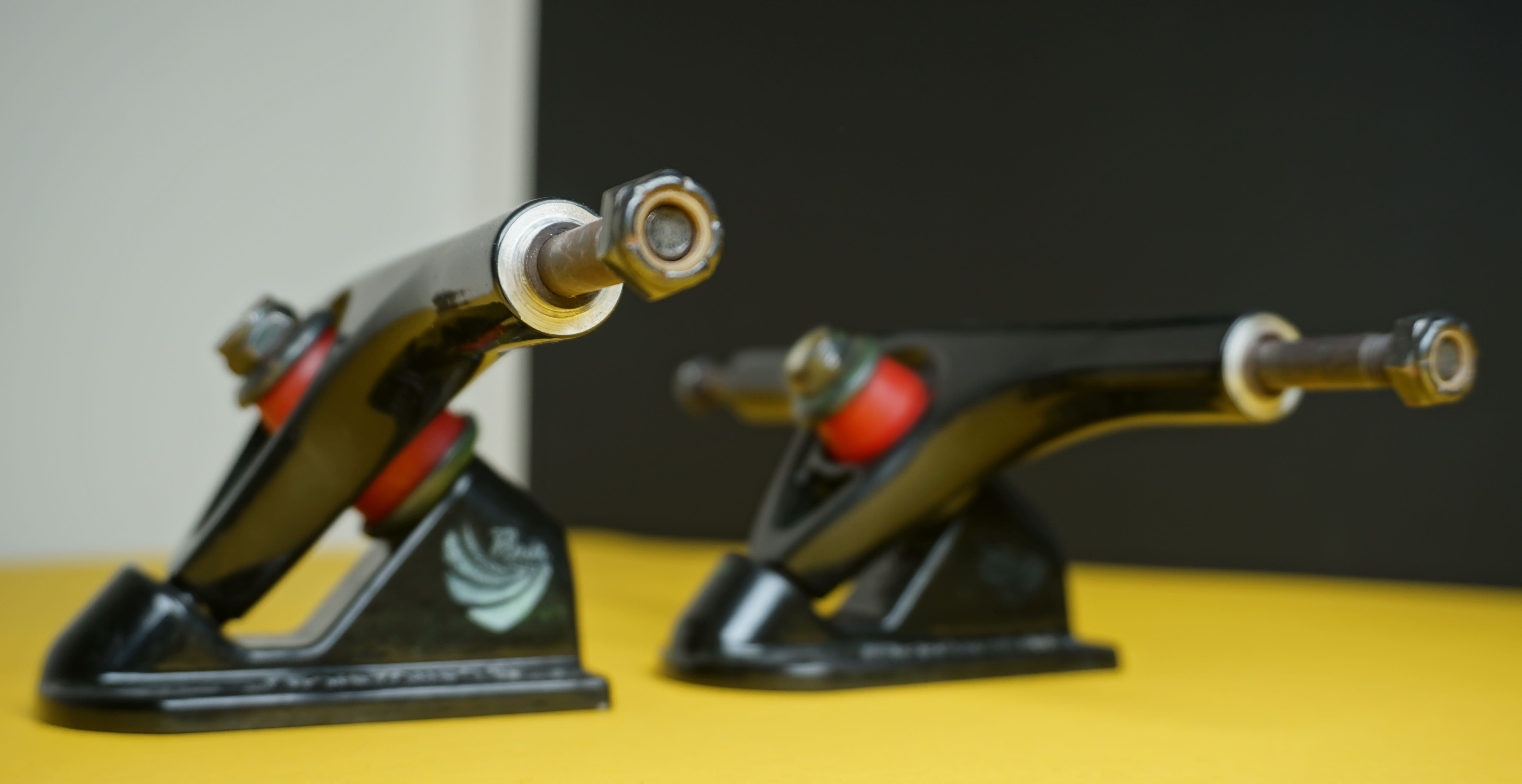 Trucki Longboard PARIS trucks V3 180MM 50° Black