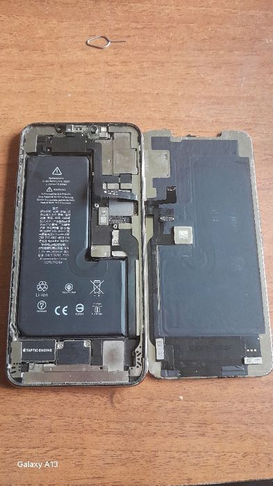 Продам IPhone 11pro