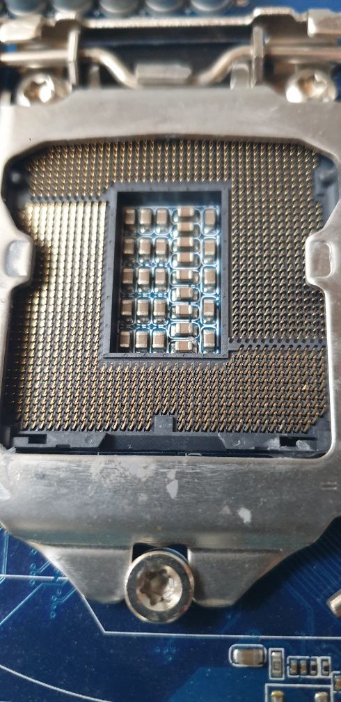 Gigabyte ga-z68ma-d2h-b3, DDR3 2×8Gb cl 11, 2×4Gb  1600Mhz