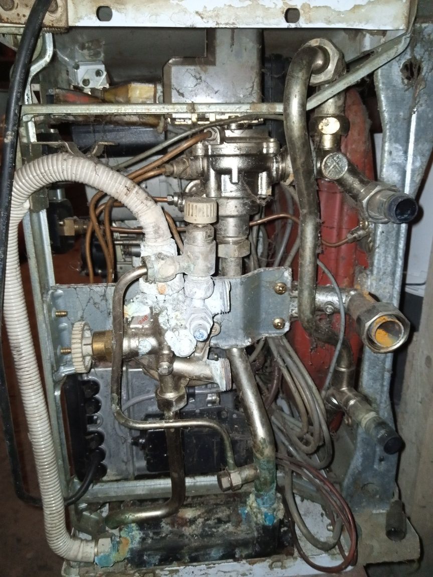 Газовий котел Vaillant CWA 240