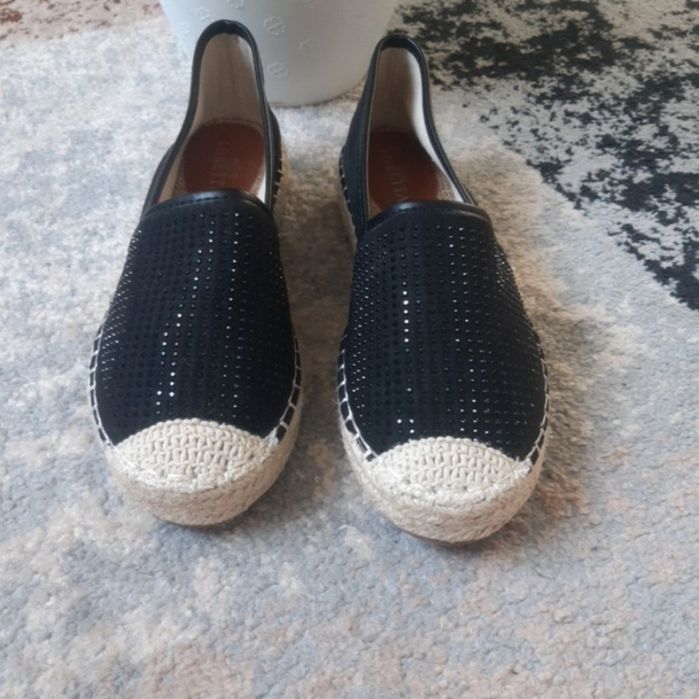 Мокасини , балетки ,еспадрилі