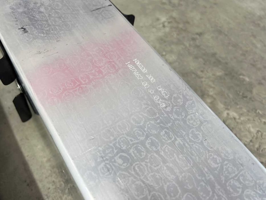 Кронштейн підсилювача переднього бампера Tesla Model Y