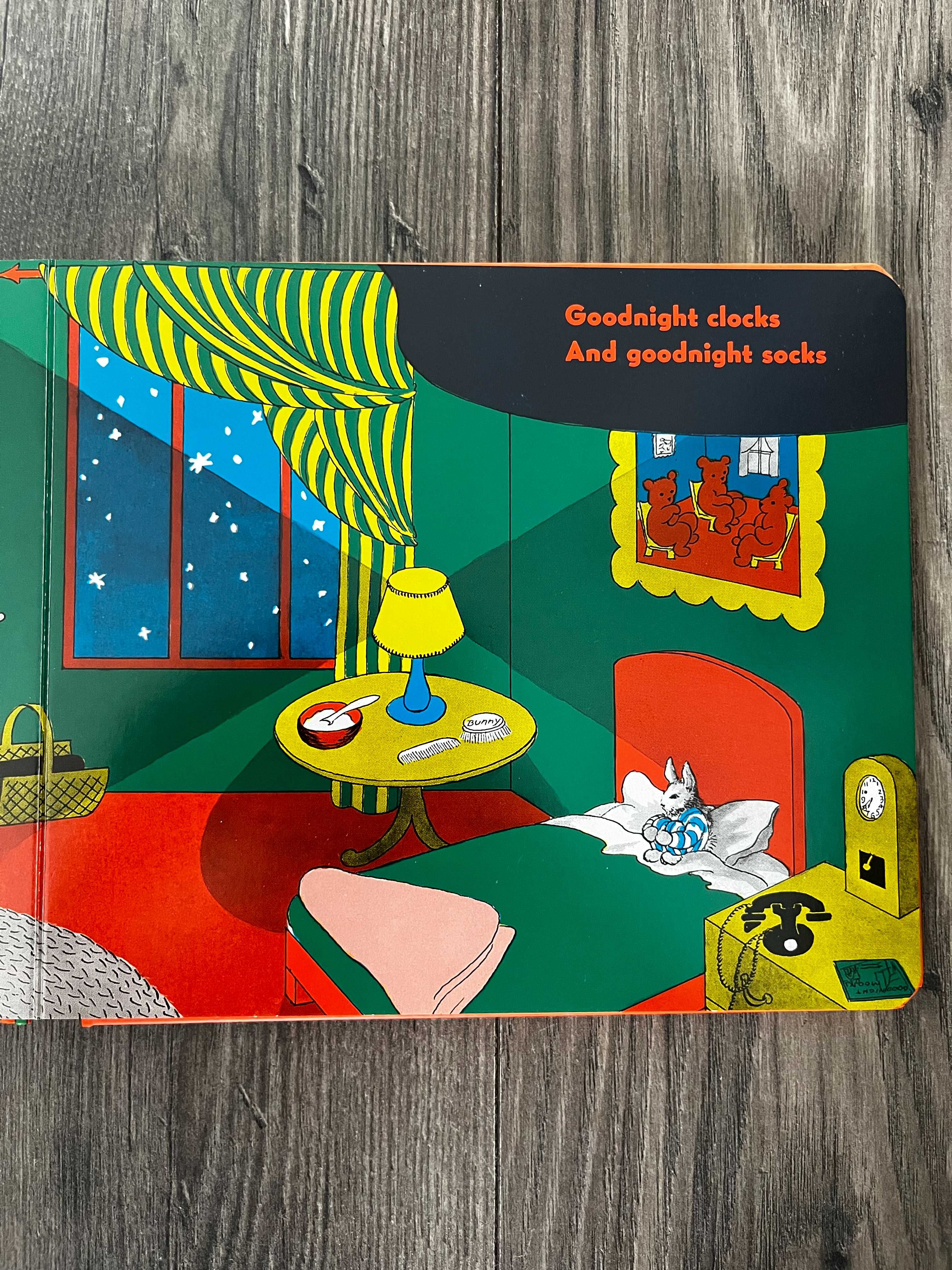 Goodnight Moon - Margaret Wise Brown