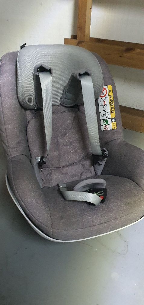 Cadeira e base ISOFIX