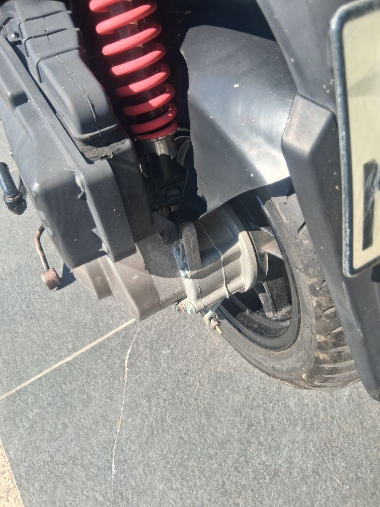 Secoter SYM 125 cc como novo