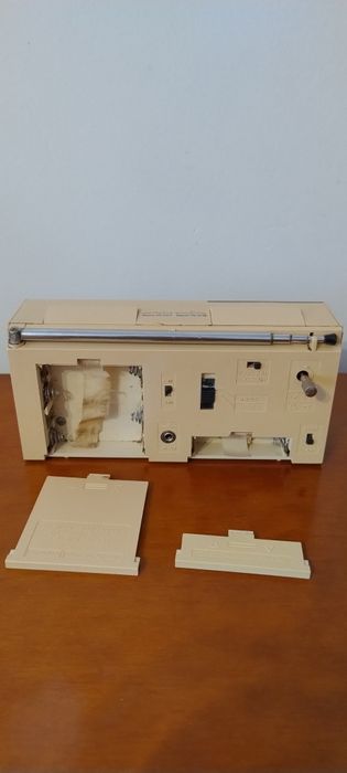 Radio-budzik UNITRA