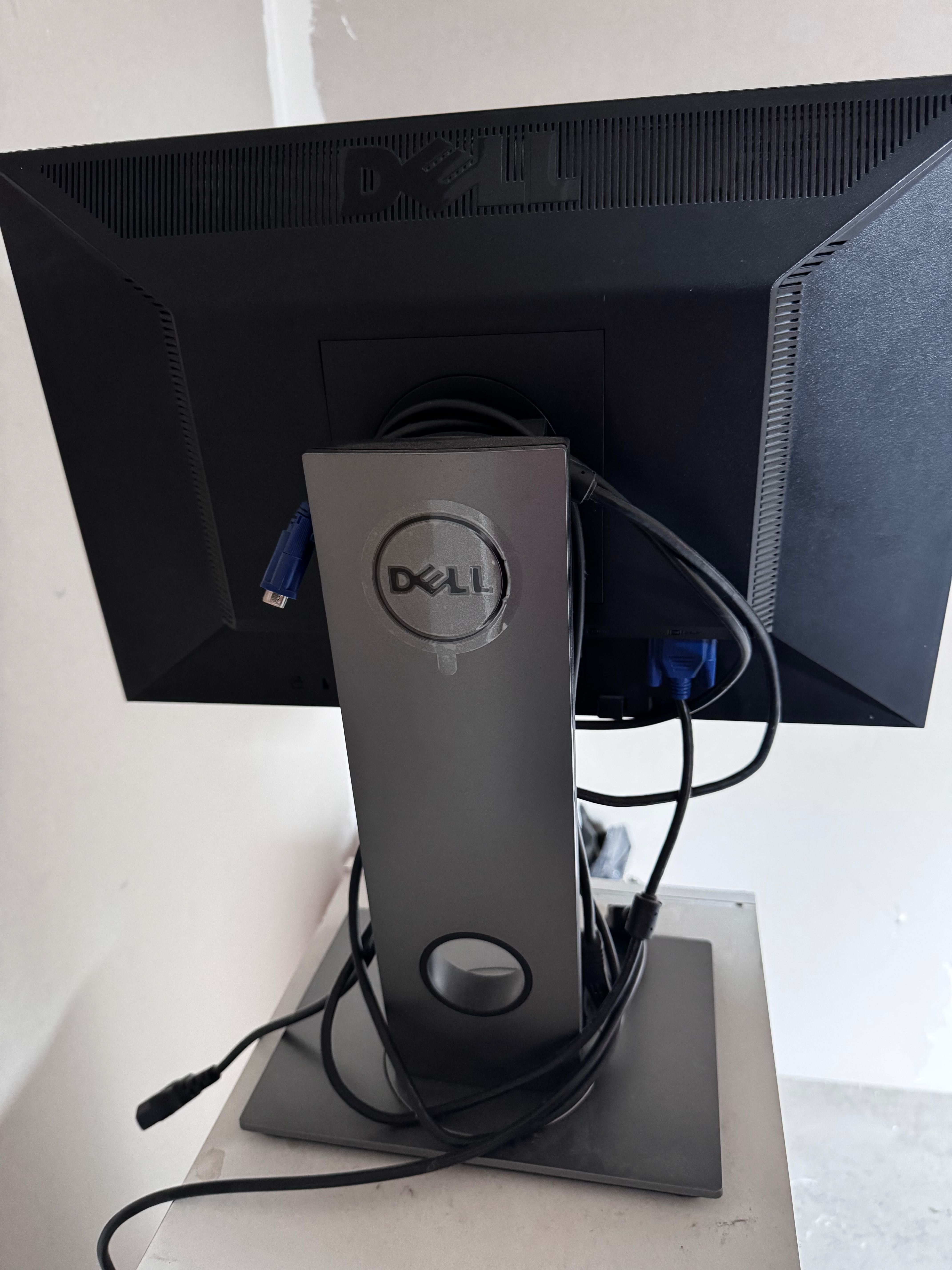 Komputer Dell optiplex 380 z monitorem