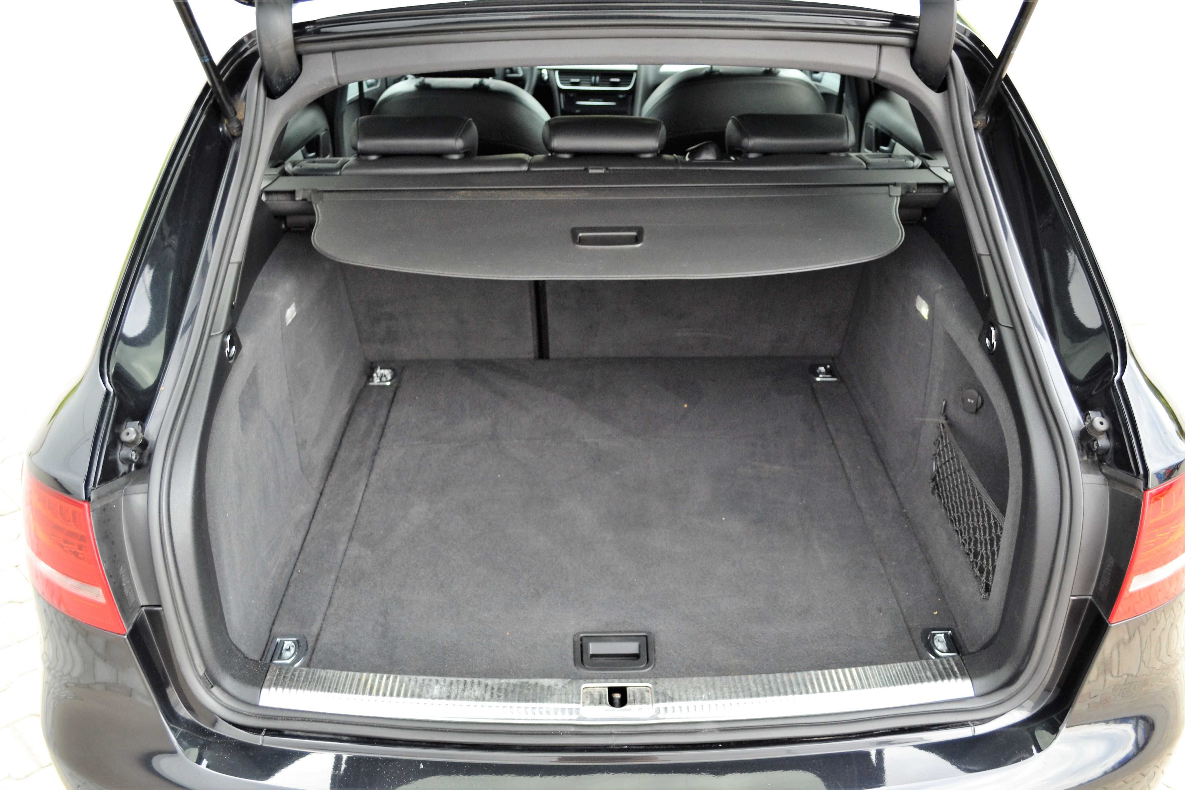 Audi A4 B8 S-Line 2.0TDI 143KM**Xenon**Navi**Pół-skóra**LED*2 kpl. kół