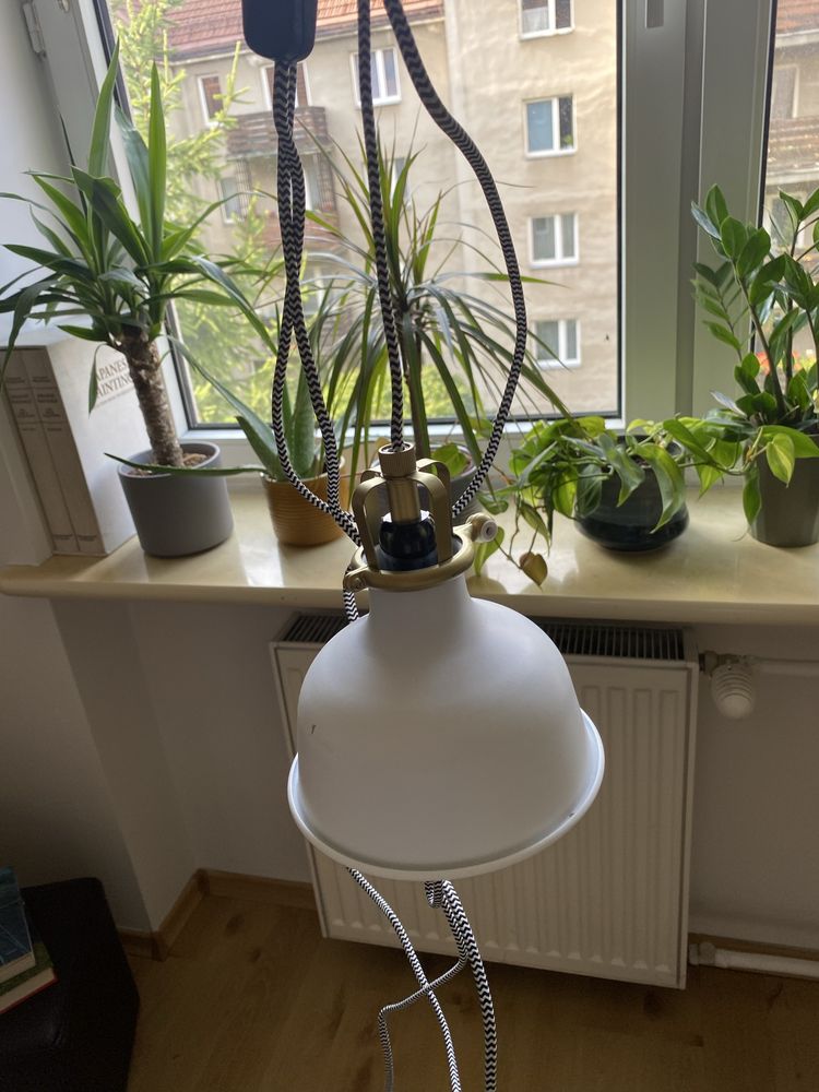 Lampa w stylu retro Ikea