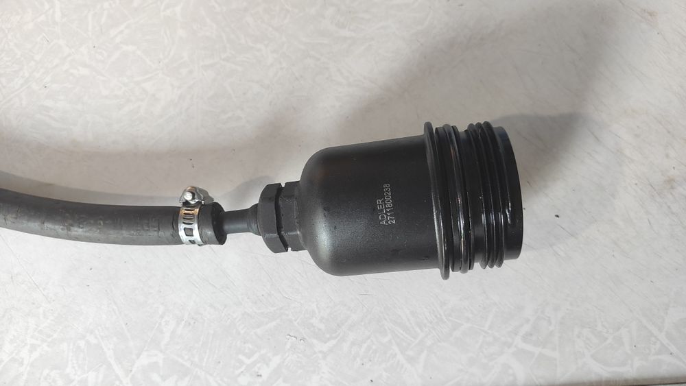 Пристрій, Приспособа Для виміру тиску мастила в двігун М 271 Мерсе