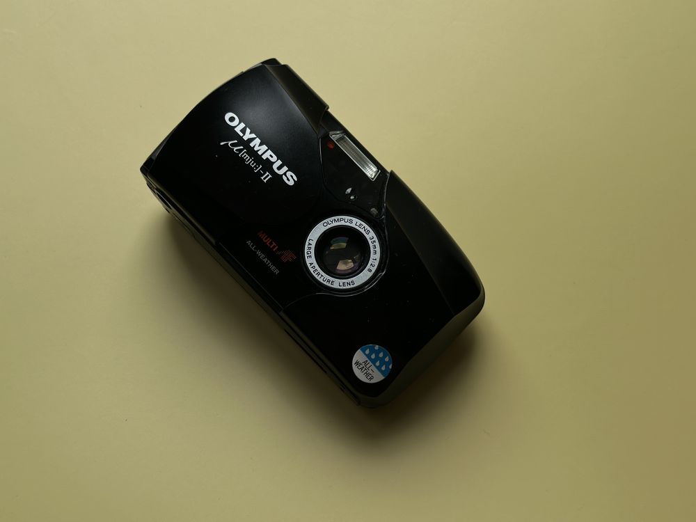 Olympus mju ii плівковий фотоапарат мью 2 чорний як новий